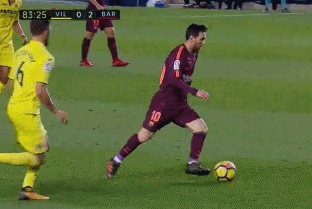 Lionel-Messi-score-II GIF