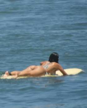 The big blue, bikini girl, skateboard surfing short MP4 video