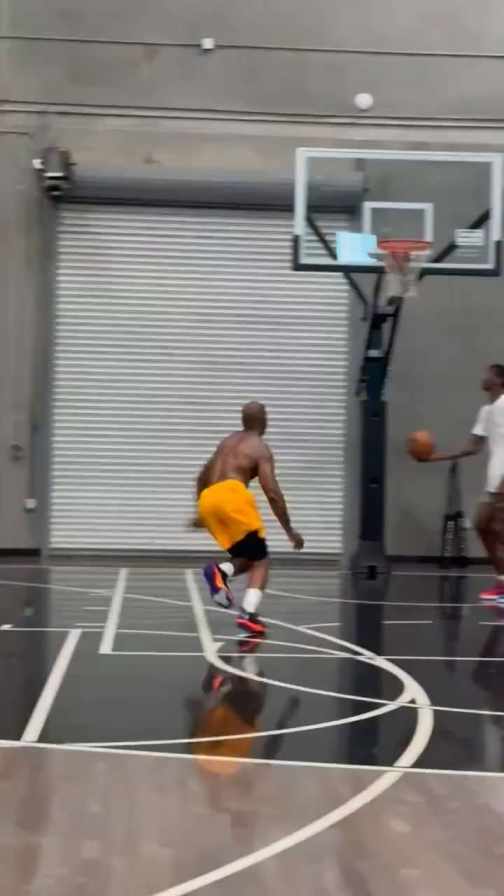 Chris Paul dunks during training short MP4 video