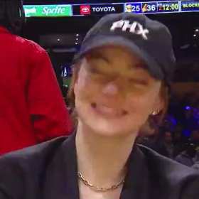 Emma Stone cheers for Suns short MP4 video