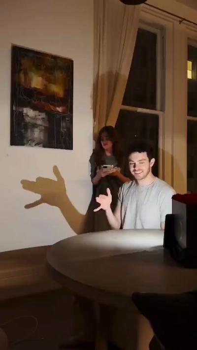 Awesome hand gesture shadow