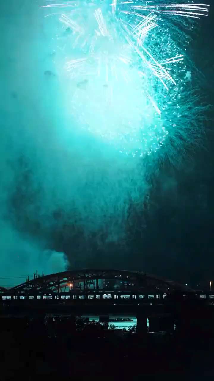 Yodogawa Fireworks Festival and Hankyu Electric Railway short MP4 video