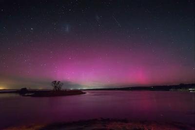 Milky Way and Aurora in Perth, Australia