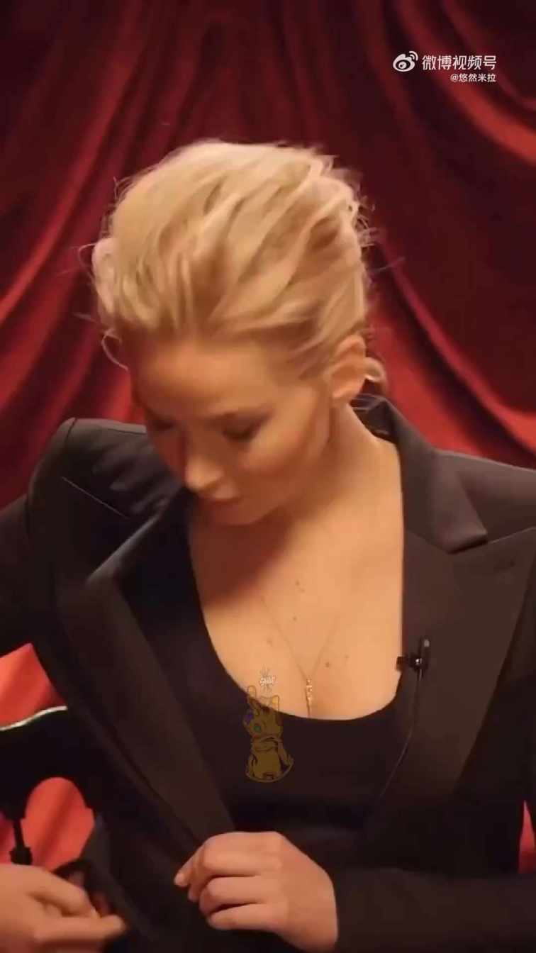 Jennifer Lawrence's amazing acting short MP4 video