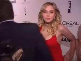 The lady behind Scarlett Johansson mysteriously disappears short MP4 video