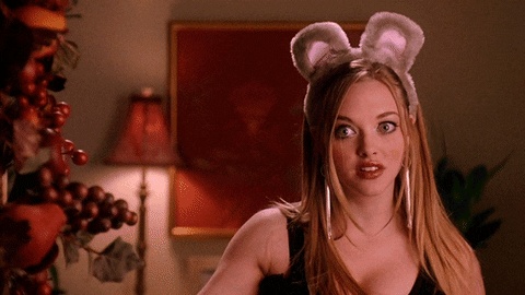amanda_seyfried_halloween_costumes_GIF